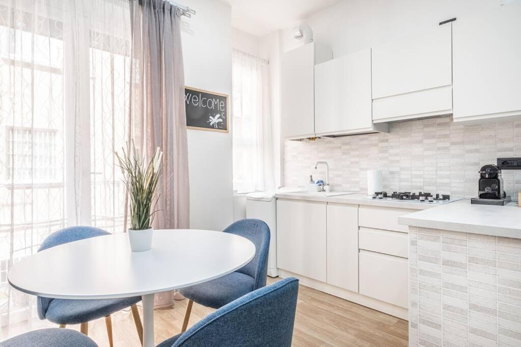 Artistic House Navigli-Duomo Netflix & Design Apartment Milano Ngoại thất bức ảnh